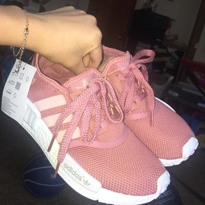 Nmd r1 raw pink